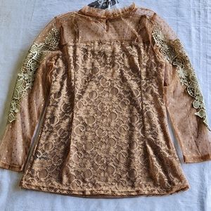 Ladies 2pc lace  top